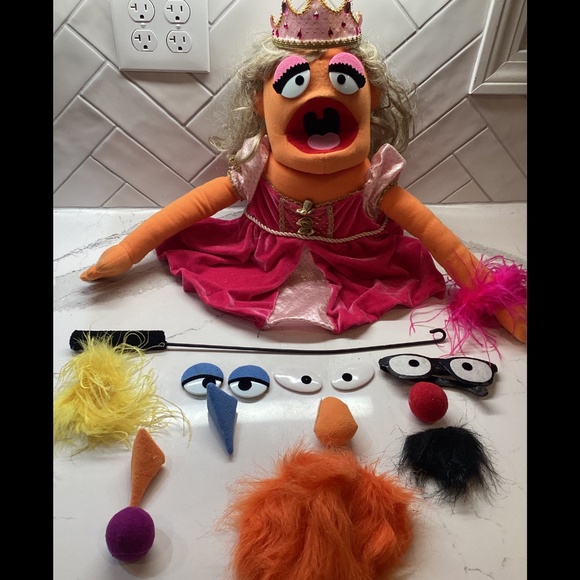 FAO Schwarz Other - FAO SCHWARZ Hand Puppet Interchangeable The Muppet Whatnot Workshop